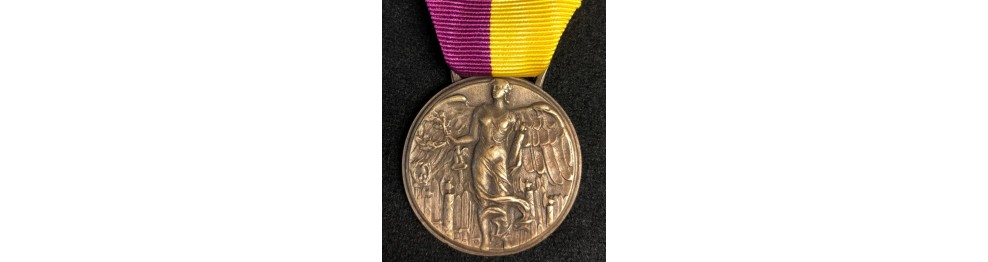 Medallien und Orden